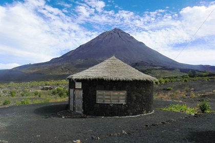フンコと呼ばれるフォゴ島の伝統家屋